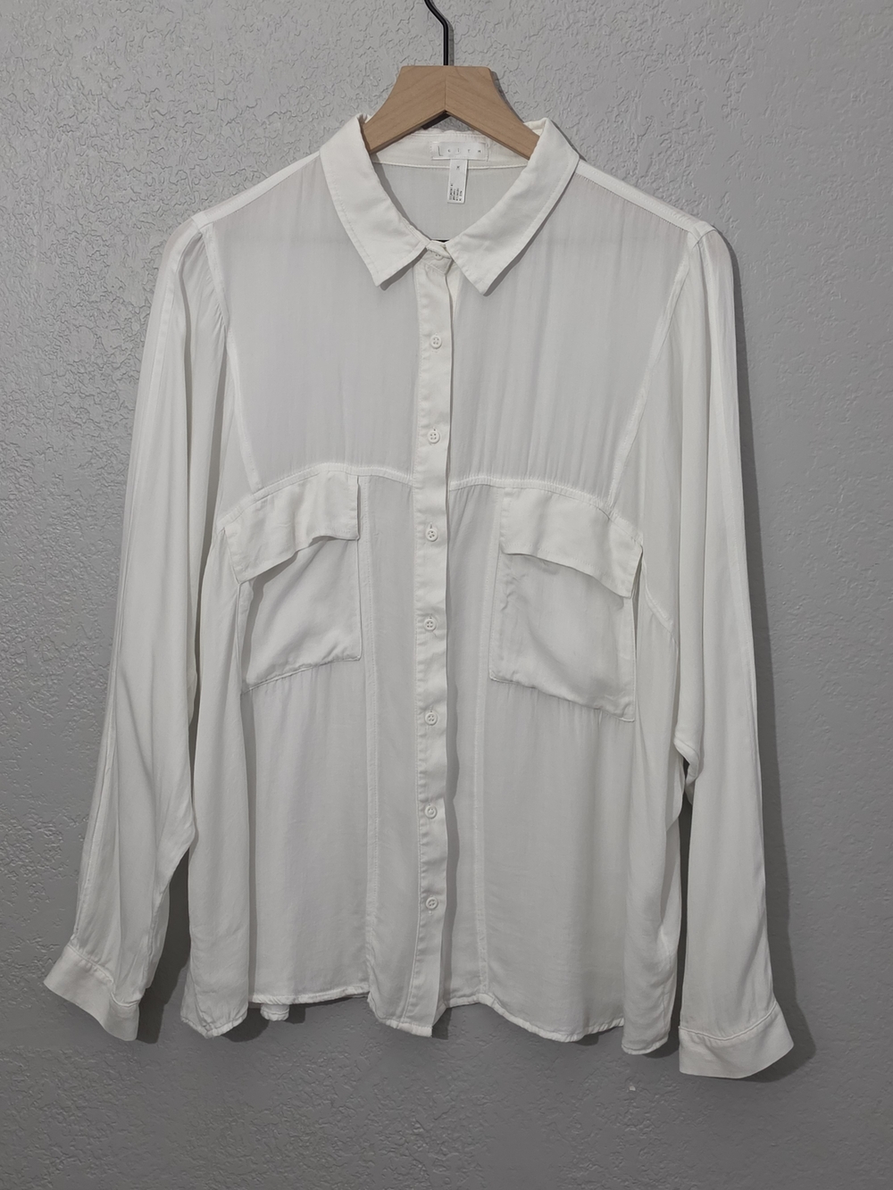 Leith White Button-Front Shirt Semi-Sheer Flowy Relaxed Fit Women Medium